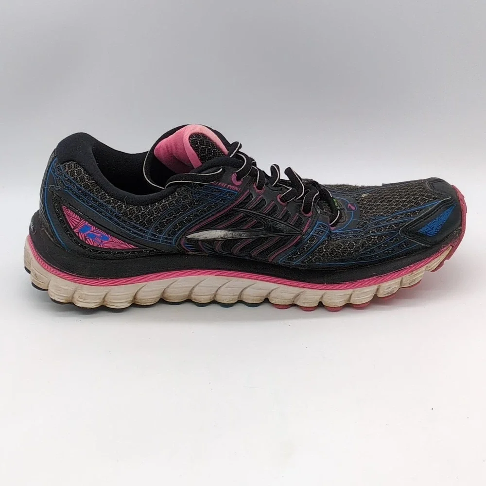 Brooks sneakers womens
